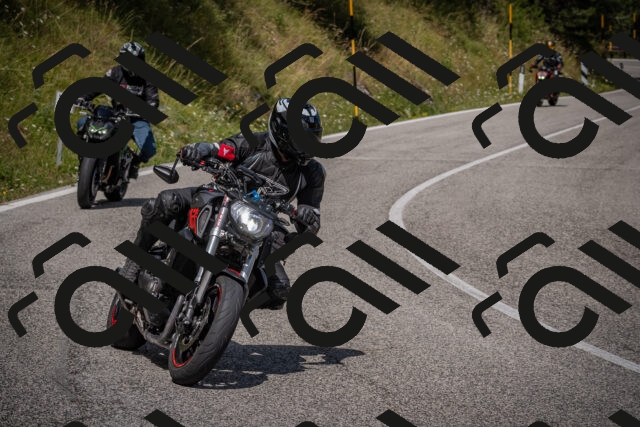 20250802112624-_5005300_am_