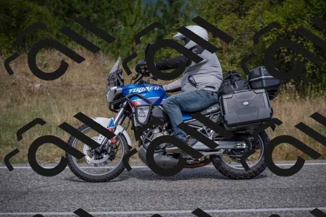 20250802112731-_5005320_am_