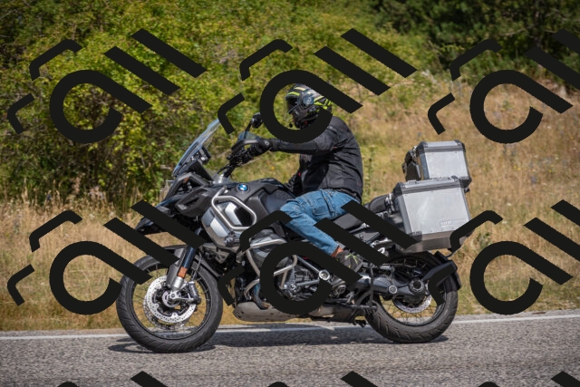 20250802113731-_5005476_am_