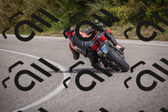 20250802113744-_5005490_am_