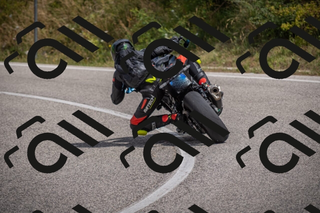 20250802113759-_5005495_am_