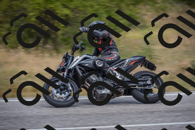 20250802114027-_5005534_am_