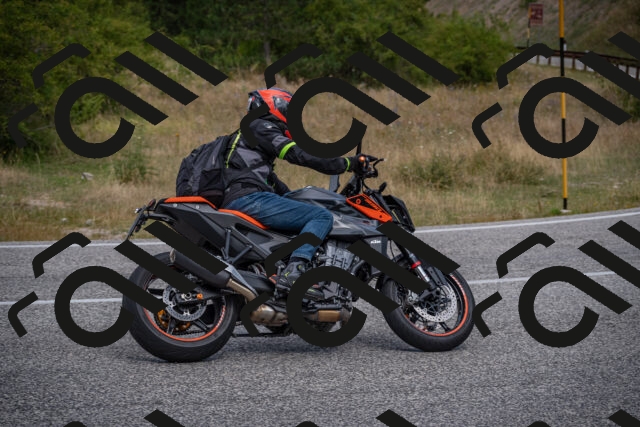 20250802114253-_5005571_am_