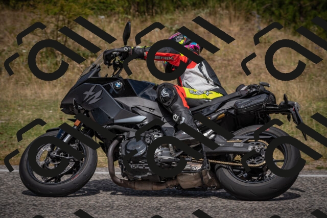 20250802114421-_5005601_am_