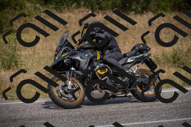 20250802114440-_5005617_am_