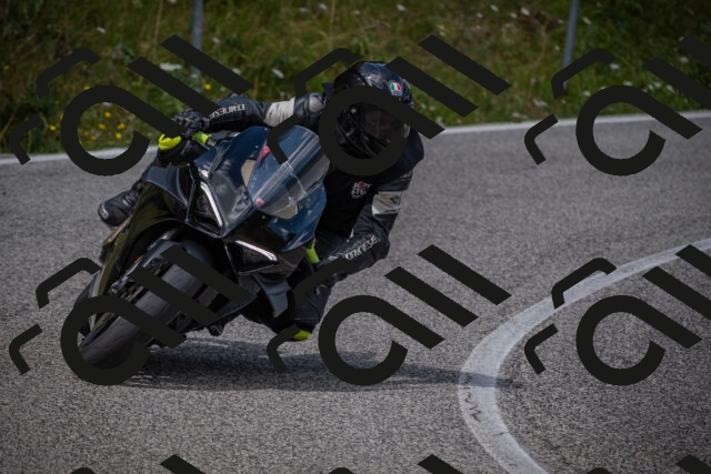 20250802114800-_5005721_am_