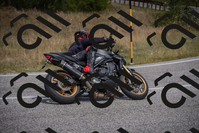 20250802114808-_5005731_am_