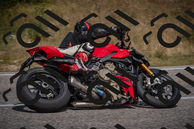 20250802114900-_5005760_am_