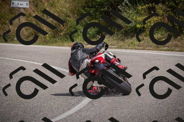 20250802114901-_5005762_am_