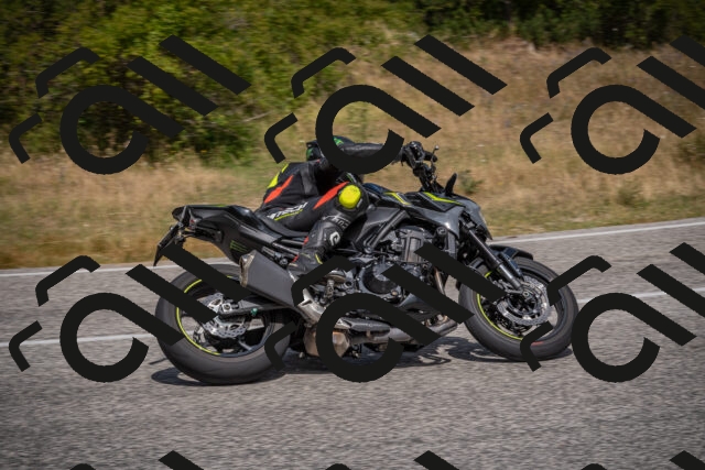 20250802114927-_5005782_am_