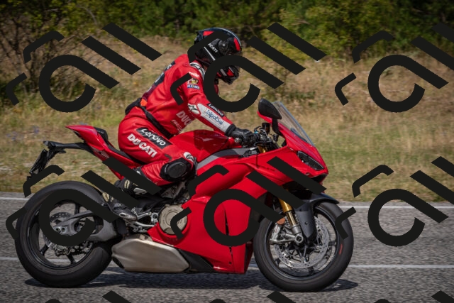 20250802114942-_5005793_am_