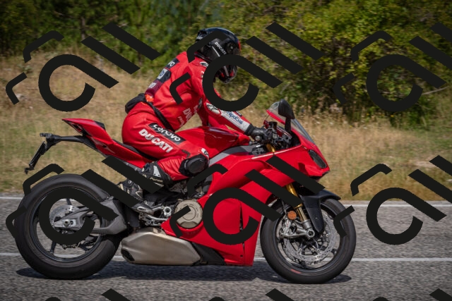 20250802114943-_5005794_am_