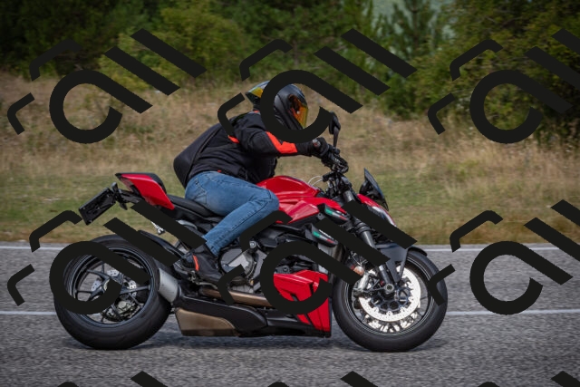 20250802115020-_5005804_am_