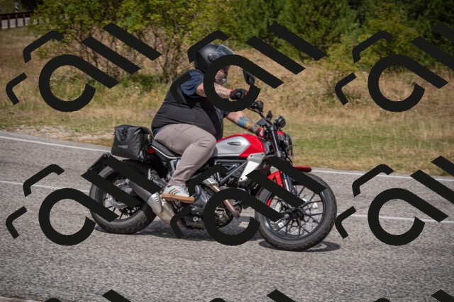 20250802115429-_5005922_am_