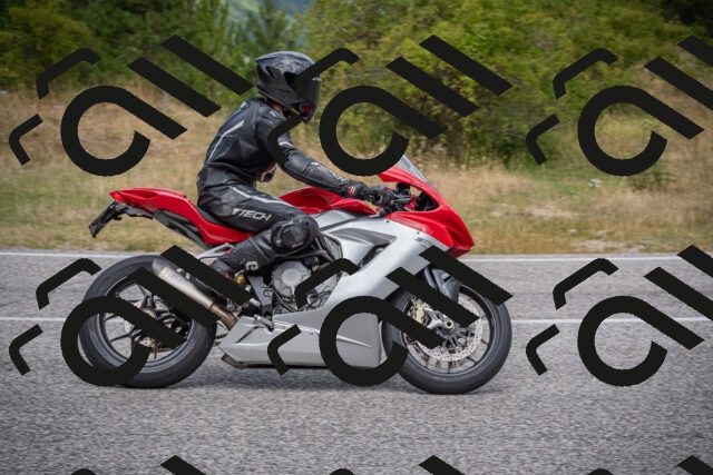 20250802115703-_5005953_am_