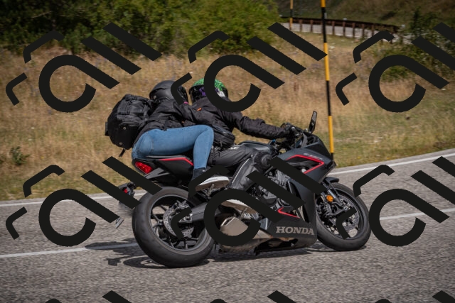 20250802120053-_5006027_am_