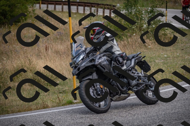 20250802120354-_5006063_am_