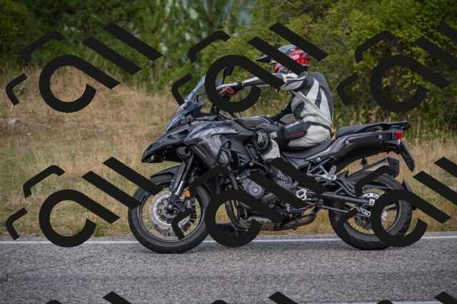 20250802120355-_5006065_am_