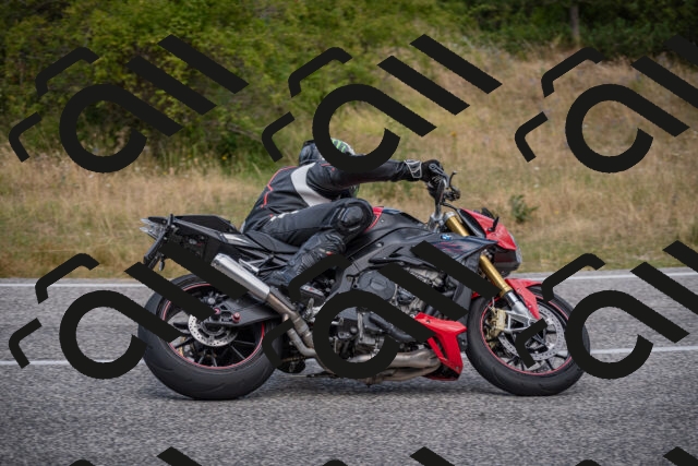 20250802120447-_5006079_am_