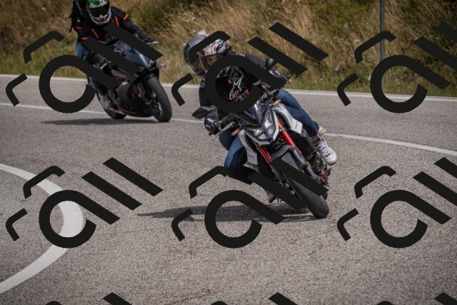 20250802120857-_5006124_am_