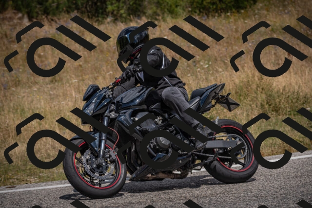 20250802121316-_5006184_am_