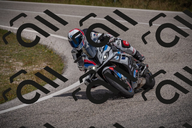 20250802121353-_5006189_am_