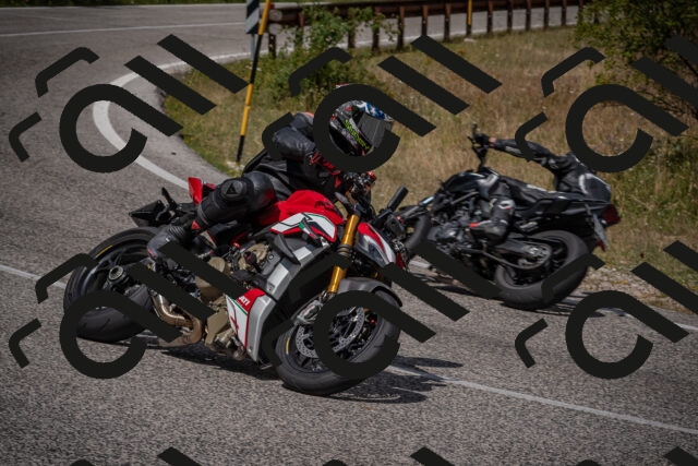 20250802121417-_5006202_am_