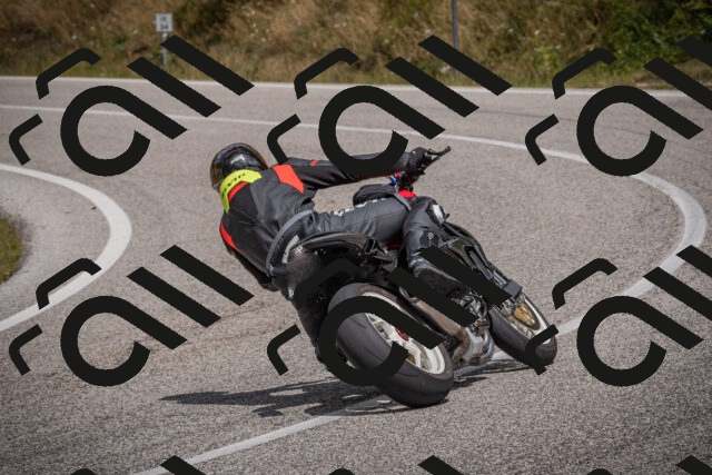 20250802121615-_5006231_am_