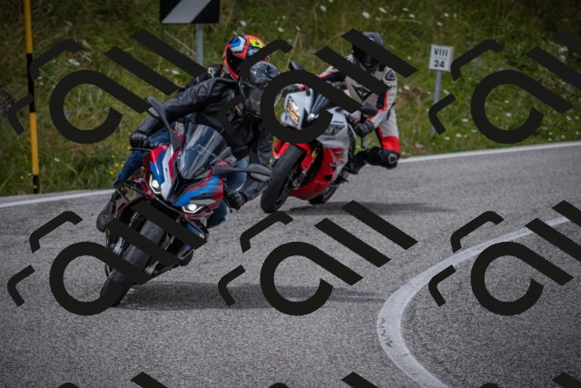 20250802121630-_5006232_am_