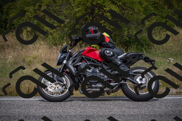 20250802121645-_5006243_am_