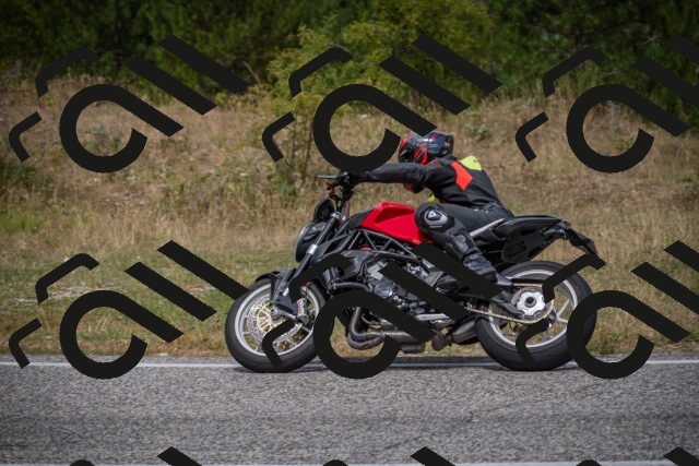 20250802121645-_5006244_am_