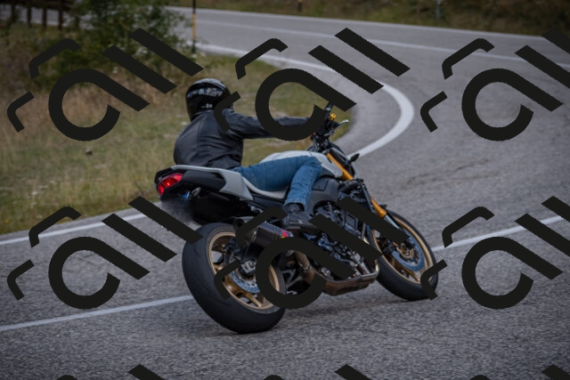 20250802121946-_5006295_am_