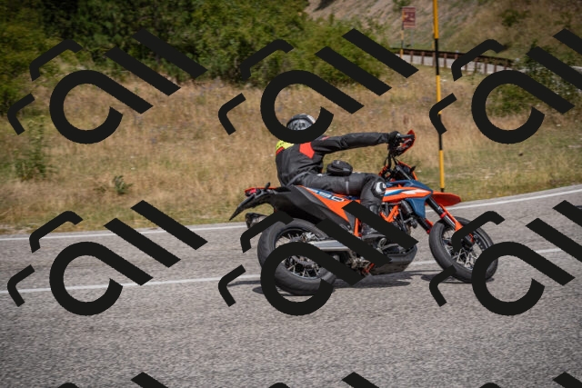 20250802122057-_5006301_am_