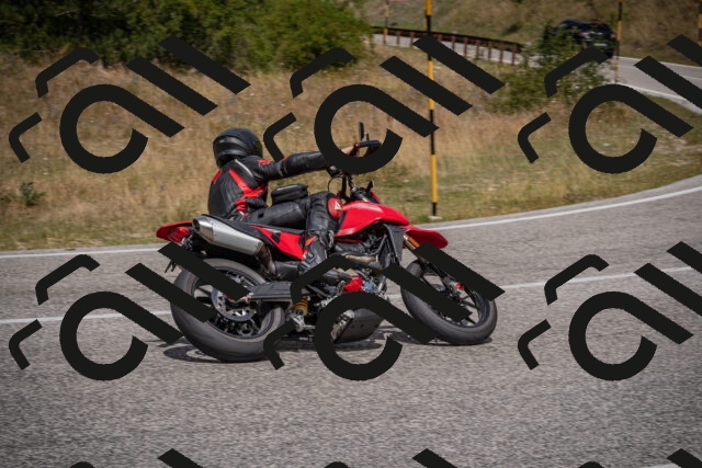 20250802122059-_5006306_am_