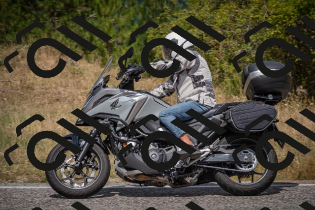 20250802122120-_5006319_am_