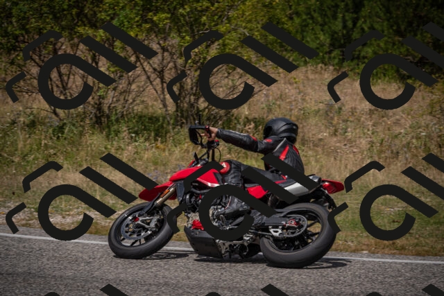 20250802122137-_5006333_am_