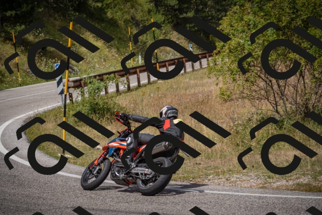 20250802122138-_5006334_am_