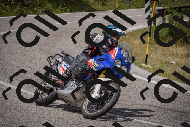 20250802122306-_5006340_am_