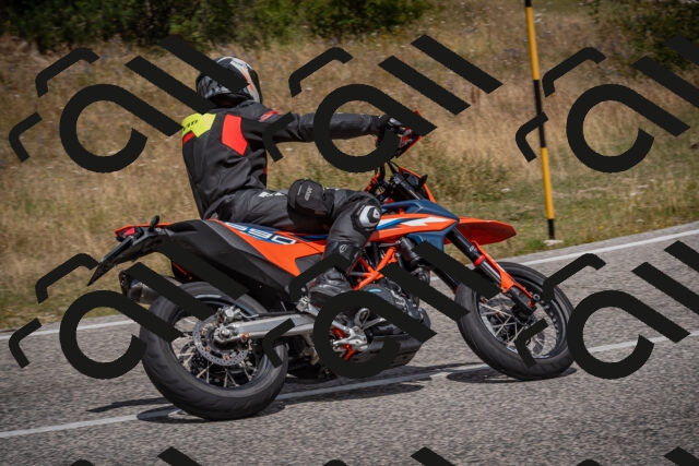 20250802122308-_5006344_am_