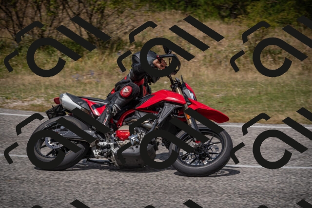 20250802122310-_5006348_am_