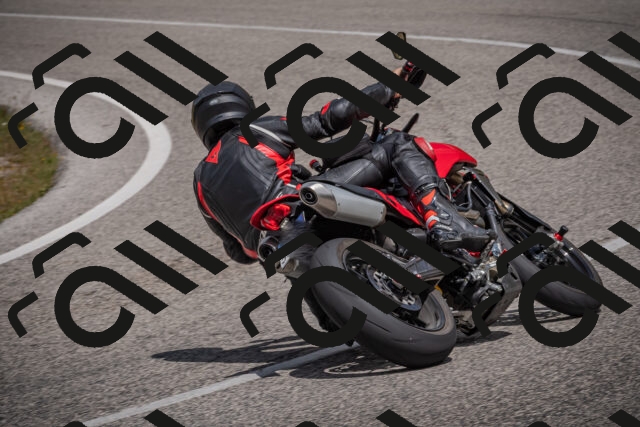 20250802122311-_5006350_am_