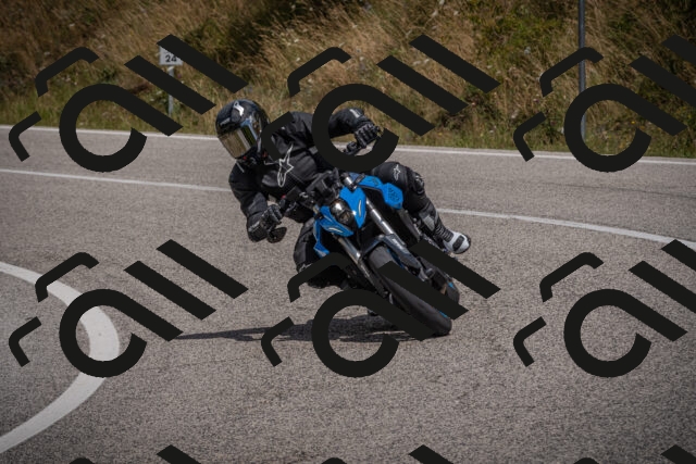 20250802122324-_5006354_am_