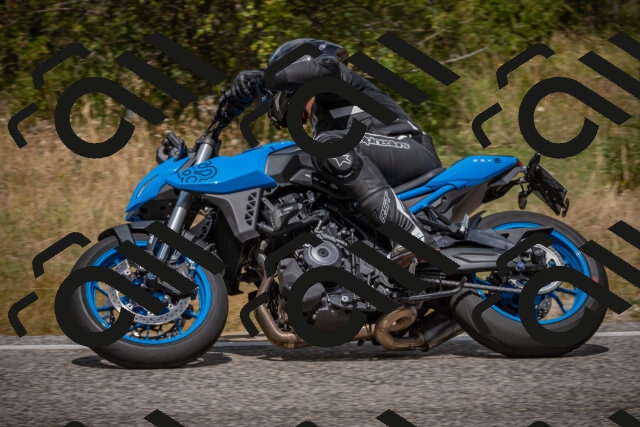 20250802122325-_5006356_am_