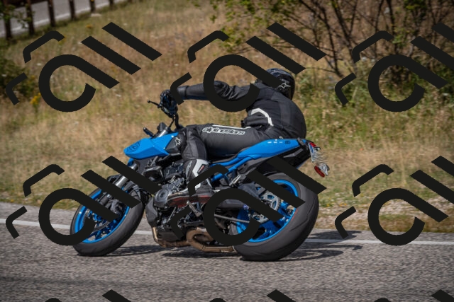 20250802122326-_5006357_am_