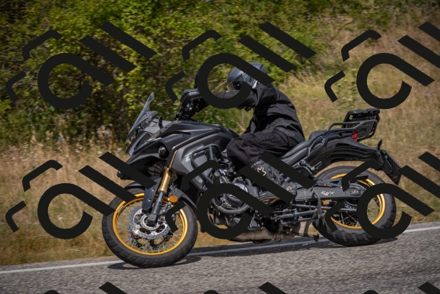 20250802122345-_5006361_am_