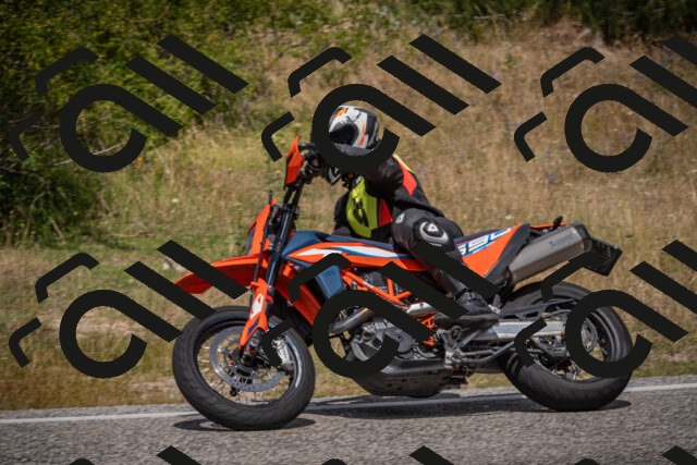 20250802122350-_5006366_am_