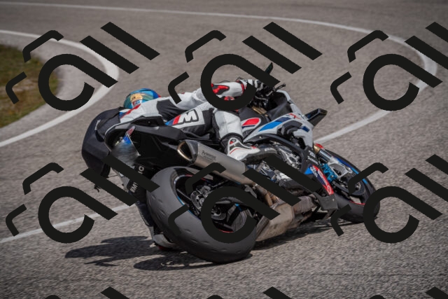 20250802122403-_5006374_am_