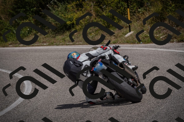 20250802122404-_5006376_am_