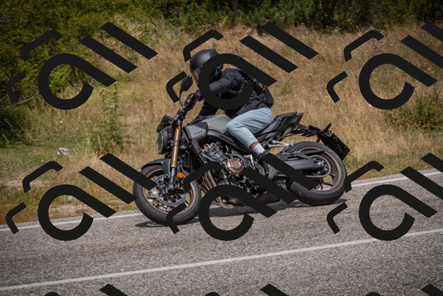 20250802122503-_5006391_am_