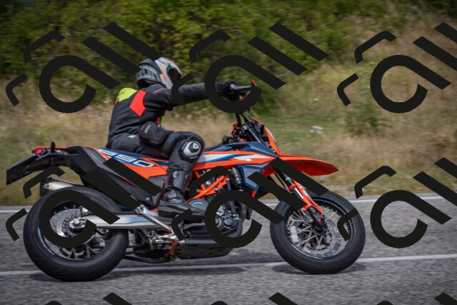 20250802122515-_5006403_am_